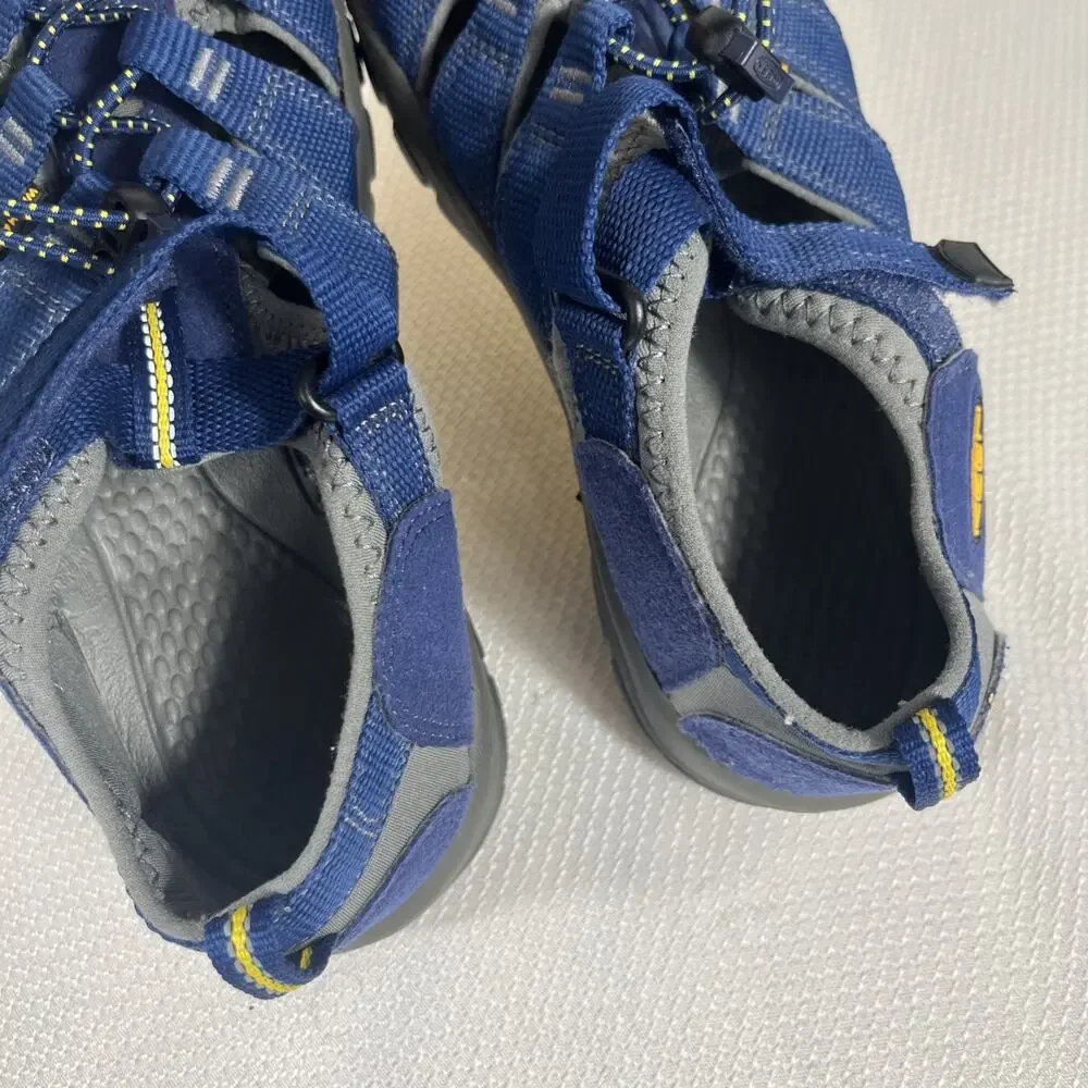 Keen Canteen Sandals Men's 6 Blue Gray Closed Toe Water‎ Shoe Hiking Newport